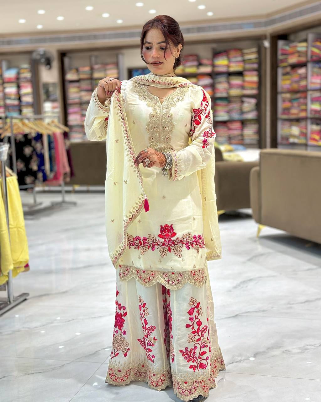 #DesignerSharara

#EthnicFashion

#TraditionalWear

#ShararaSuit

#EthnicStyle

#PartyWearSharara

