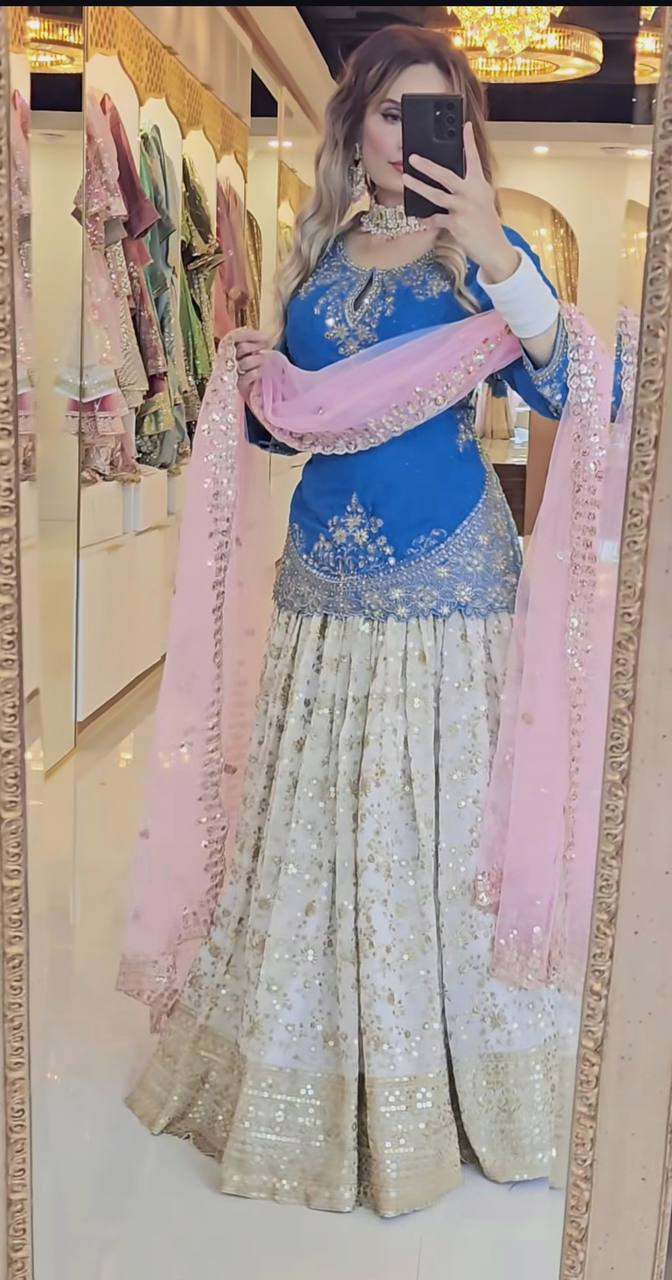 #IndianFashion
#DesiLook
#EthnicWear
#TraditionalLook
#LehengaLove