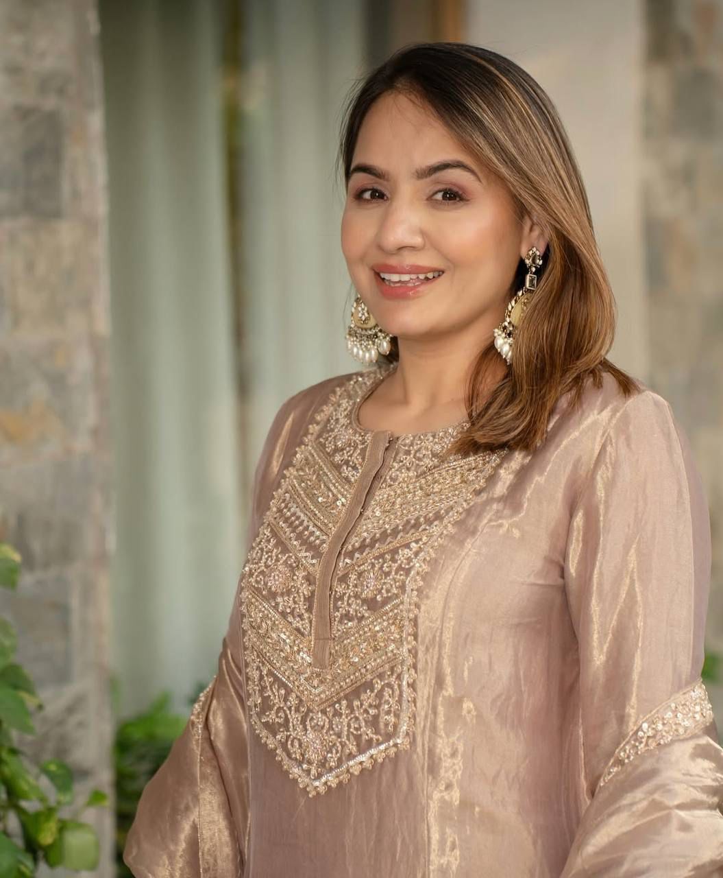 #ShararaStyle #GoogleViralFashion #DesignerEthnicSet #GlowInDesi 