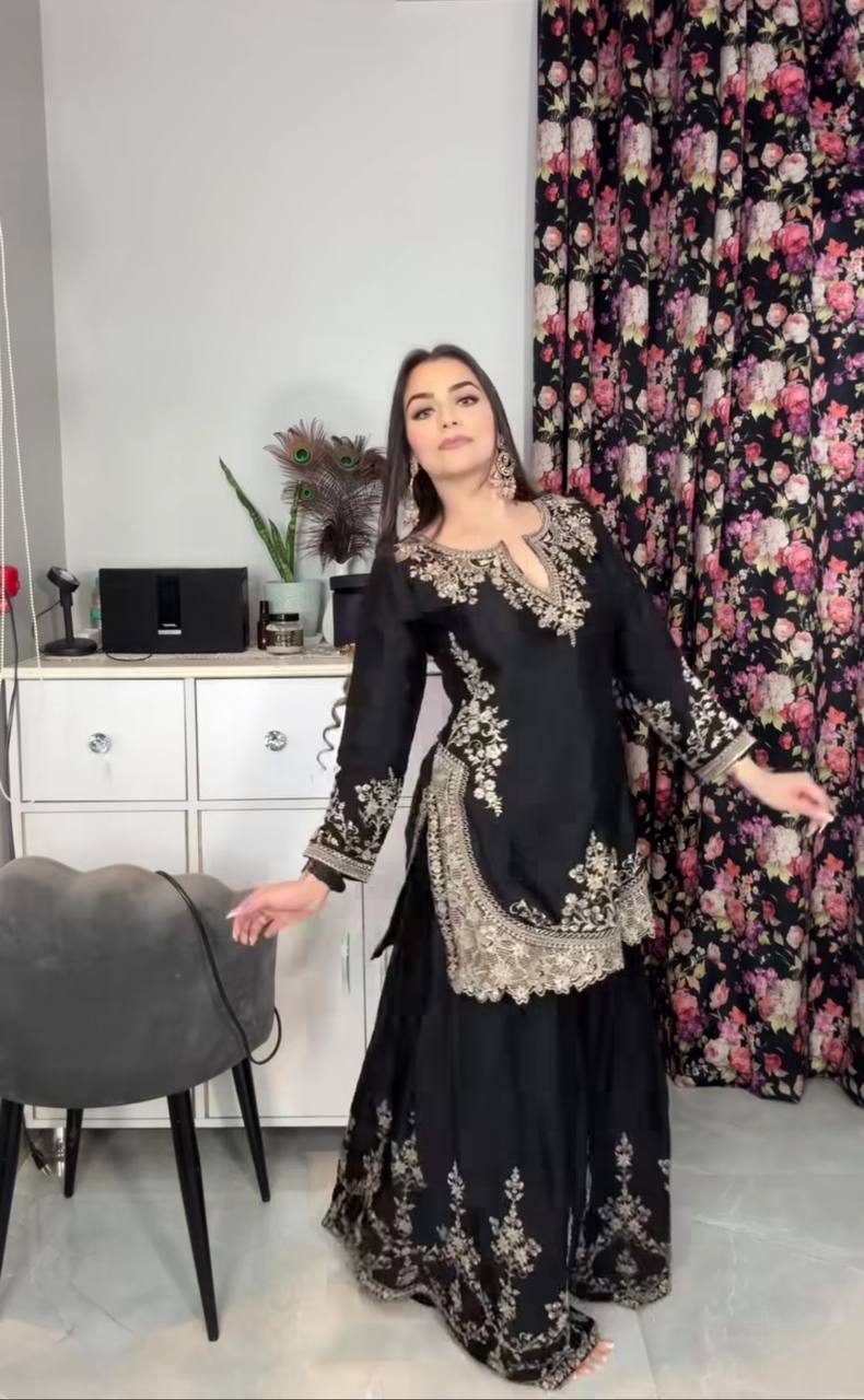Black Sharara Suit
Golden Embroidery Suit
Ethnic Wear for Women
Party Wear Sharara
Wedding Wear Suit
Traditional Indian Outfit
Black Kurta with Dupatta
Festive Wear Suit
Elegant Ethnic Ensemble
