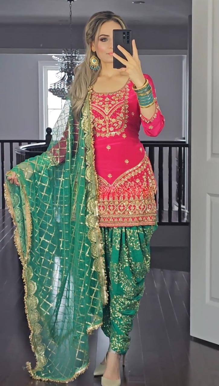 The perfect Patliya suit will let you shine with serene elegance on any important occasion.