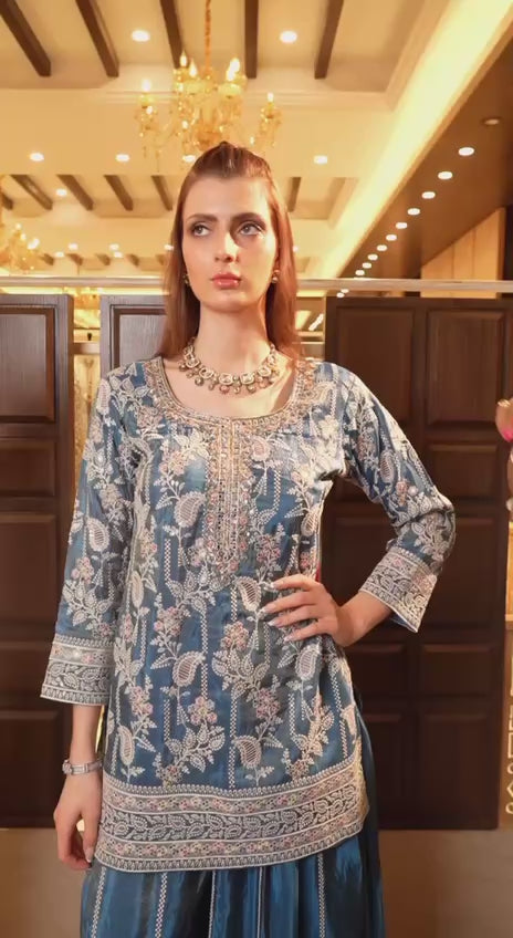 #ElegantAttire #WomenStyle #TrendyLook #EthnicVibes #StyleInspiration #GlamLook #ClassyFashion #StatementStyle #Fashionista