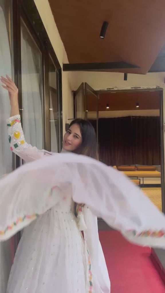 #BollywoodStyleAnarkali